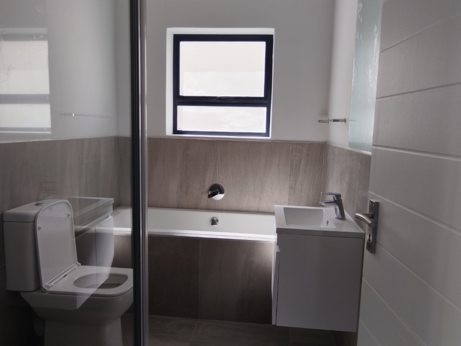 2 Bedroom Property for Sale in Table View Western Cape